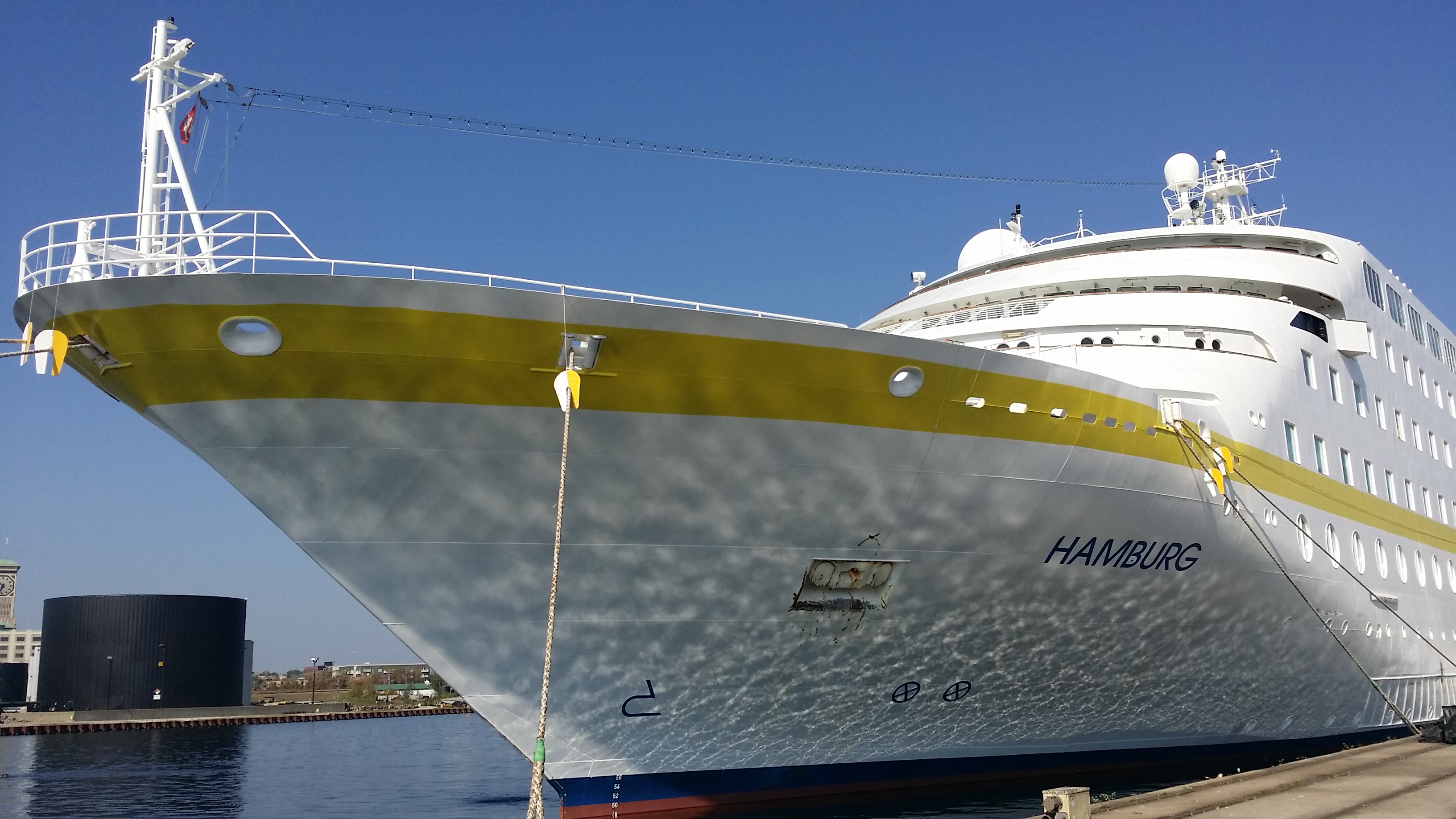 Hamburg vessel docked at Port Milwaukee
